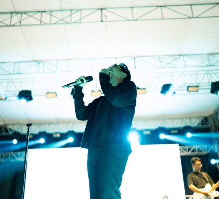 René le Blanc vermogen: zijn inkomen en bescheiden levensstijl