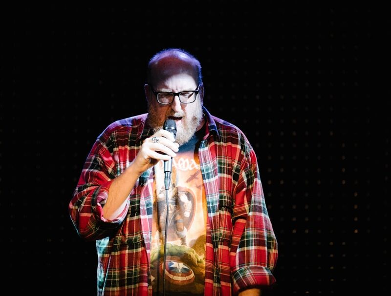 Daniël Arends van cabaretier tot tv-ster dankzij scherpe humor