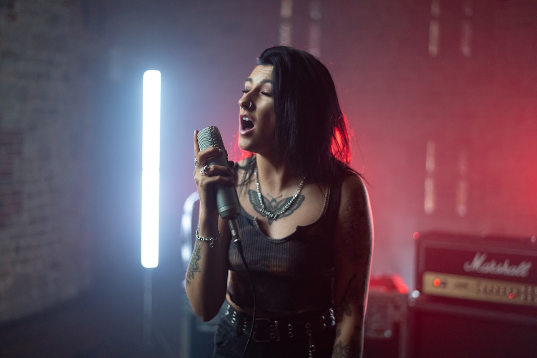 Marie Verhulst boekt hits en rollen na doorbraak in Ghost Rockers