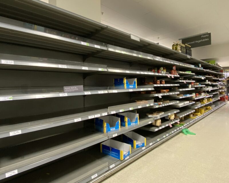 A-merken duurder, huismerken goedkoper: zo bespaar je op je eerste boodschappen