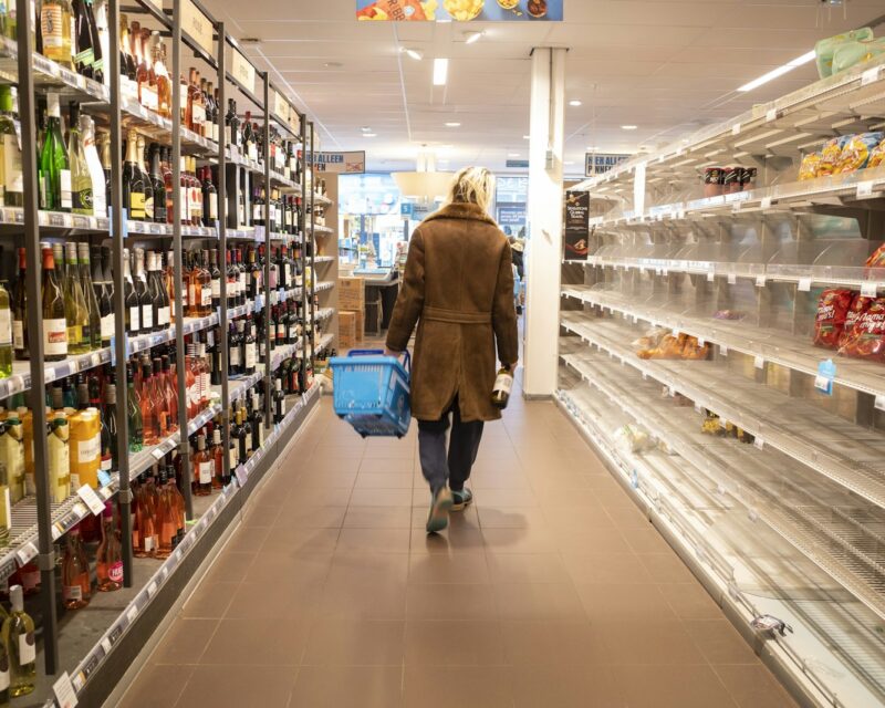 Personeelskorting straks belast? Wat het betekent voor je bijbaan